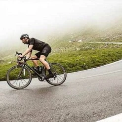 Lightweight Meilenstein Obermayer Schwarz Edition Road Wheelset (Shimano) -Shimano shop MeilensteinObermayerSchwarzEditionRoadWheelset 5 45c1ce29 f73f 4e67 8231 c572a4e11c8d